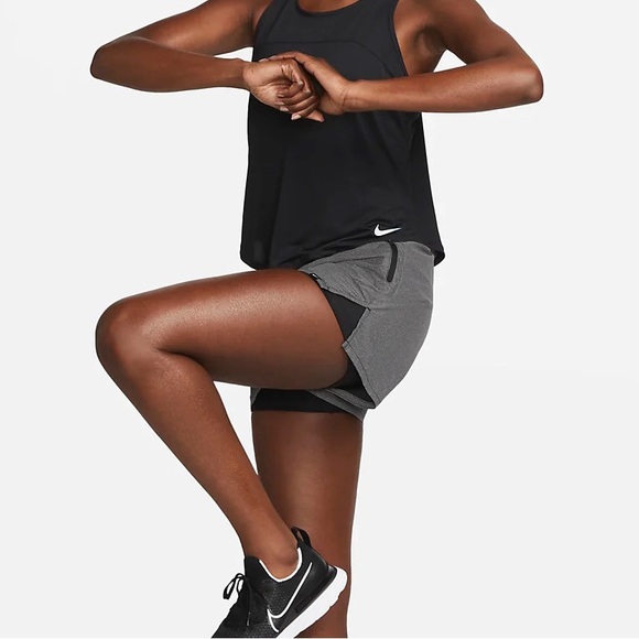 Women's Nike Run Division Mid-Rise 3” 2-in-1 Reflective Shorts, NWT - Picture 11 of 11